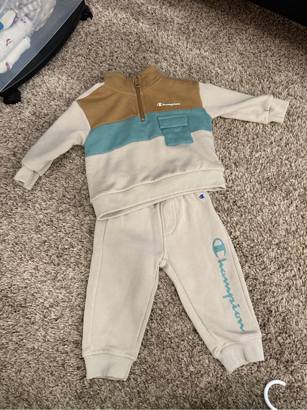 Champion Kids Cream, Tan & Teal Colorblock Sweatshirt and Joggers